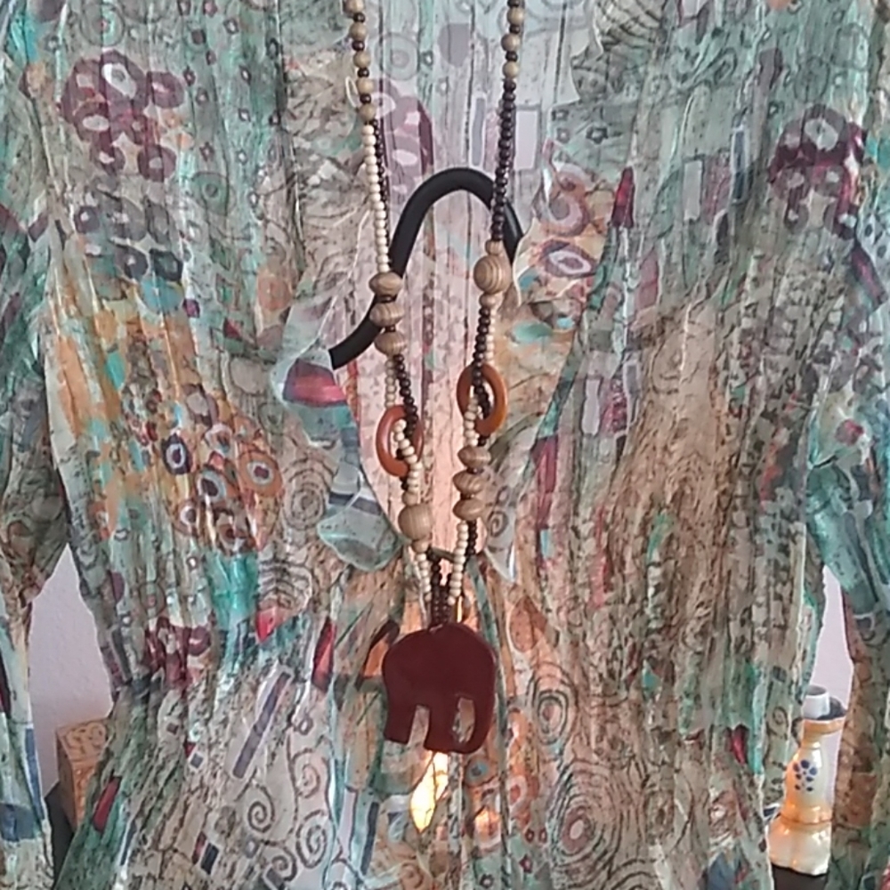 Blouse - Picture 2 of 7